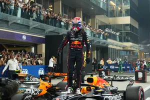 Max Verstappen se lleva la pole position del GP de Abu Dhabi, pero Lando Norris tiene el título en sus manos