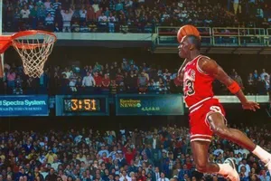 ¡De regreso a la NBA! Michael Jordan regresa a las a duelas como comentarista de NBC