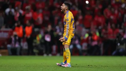 Javier Aquino se despide entre lágrimas de Tigres: "merecía un poquito más"