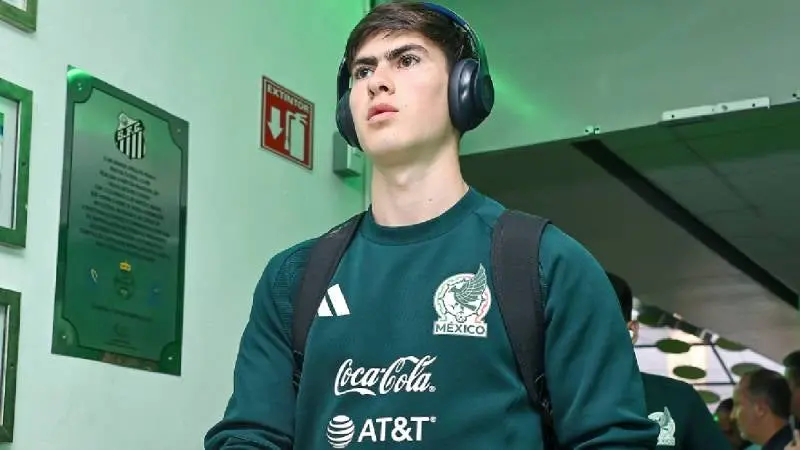 Hormiga con México I IMAGO7