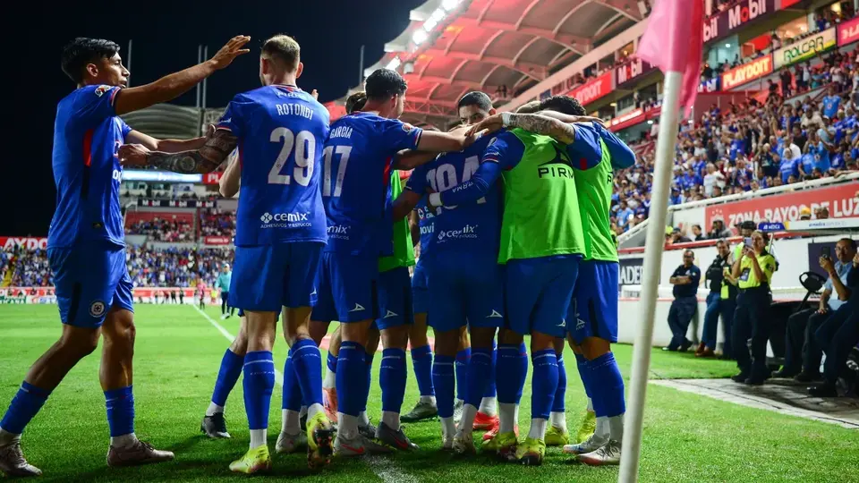 Cruz Azul estrenará su uniforme negro ante Monterrey