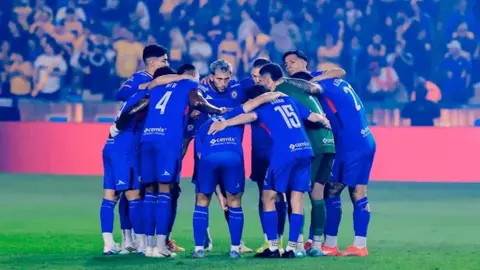 Filipe Luis confiesa qué jugador de Cruz Azul le llama la atención