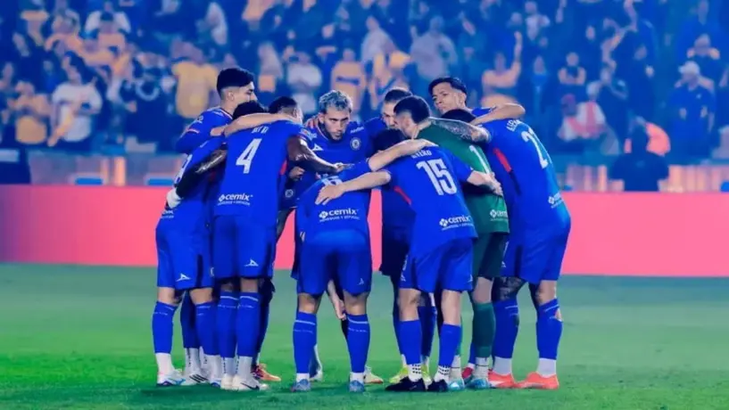 Filipe Luis confiesa qué jugador de Cruz Azul le llama la atención
