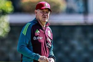 Jugadores y técnicos mexicanos que han sido nominados al premio de la FIFA The Best