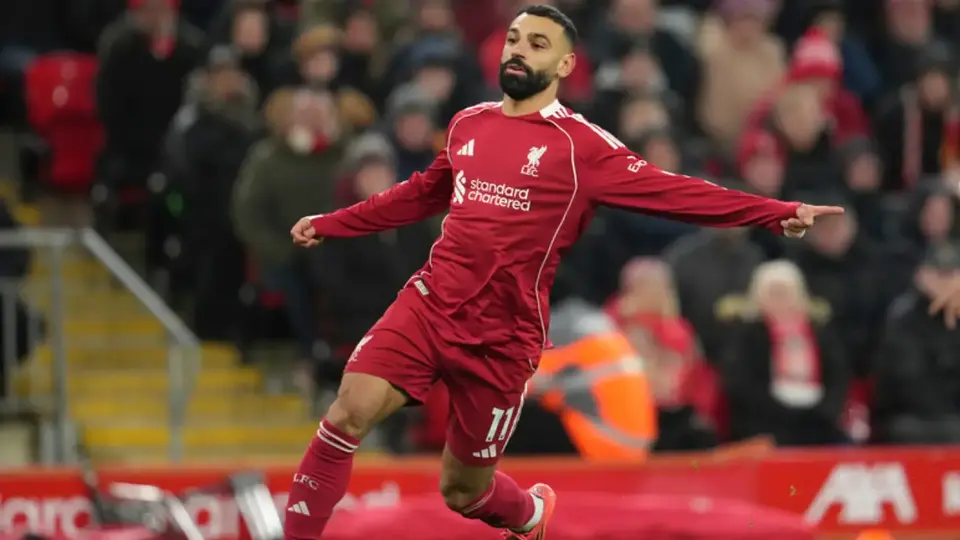 ¿Se queda? Mohamed Salah es convocado por Arne Slot para el Liverpool vs Brighton