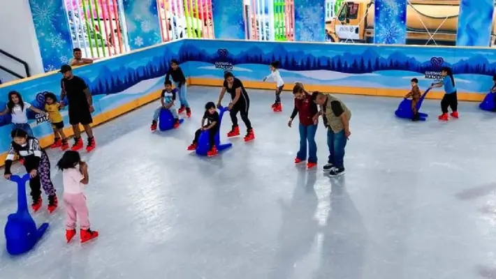 CDMX estrena pista de hielo GRATIS en la GAM: así puedes patinar este invierno
