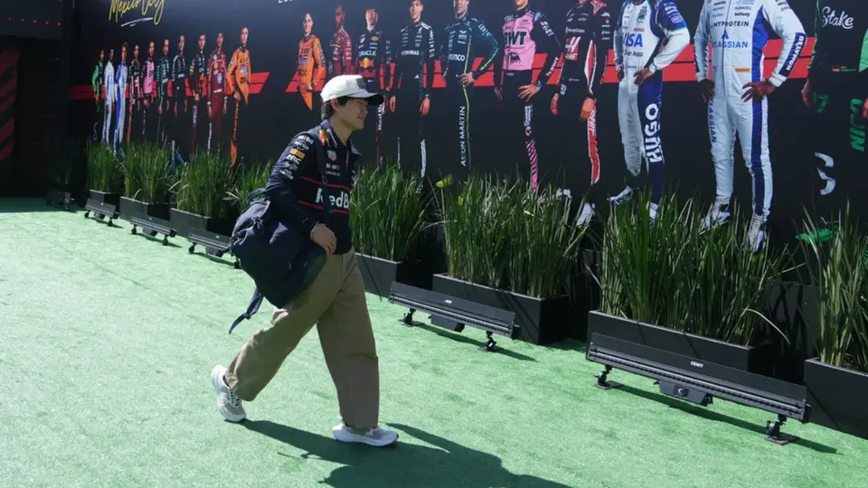 Fallas en el auto frustra homenaje a Honda de Yuki Tsunoda en el Gran Premio de México