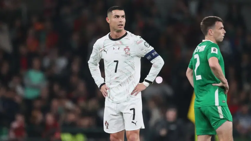 Cristiano Ronaldo tras ser expulsado contra Irlanda | AP