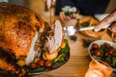 ¿Por qué comemos pavo en Navidad y cuál es el origen de esta tradición?