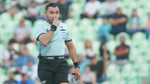¡Santander y el 'Gato' en el Play In! Así quedaron las designaciones arbitrales de la Fase Final