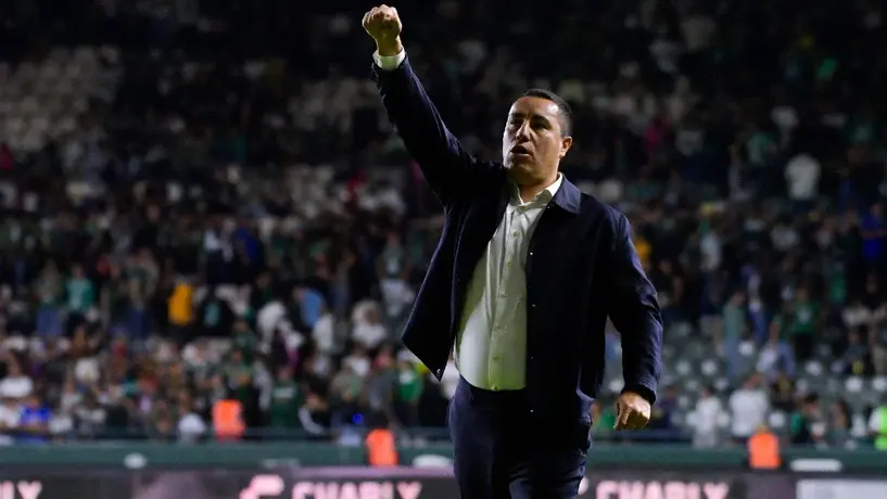 Efraín Juárez da insólita respuesta tras crisis de Pumas: "Presión es estar en Gaza"