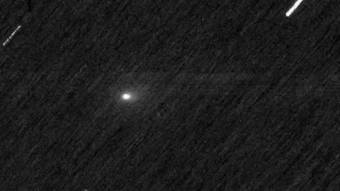 ¿Qué es el cometa 3I/ATLAS y por qué es un peligro para la Tierra?