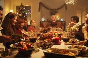 Fiestas de diciembre dejarán fuerte impulso económico de 608 mil millones de pesos