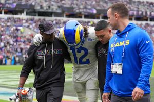 Los Angeles Rams descartaron a Puka Nacua para el viaje Londres tras lesión en el tobillo