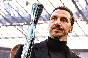 Zlatan Ibrahimovic porta la antorcha olímpica de los Juegos Olímpicos de Invierno