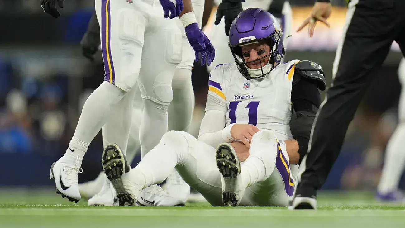 Carson Wentz fuera el resto de la campaña | AP
