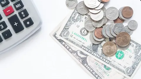 ¿Vas a cambiar dólares? El peso da buena cara este martes 16 de diciembre