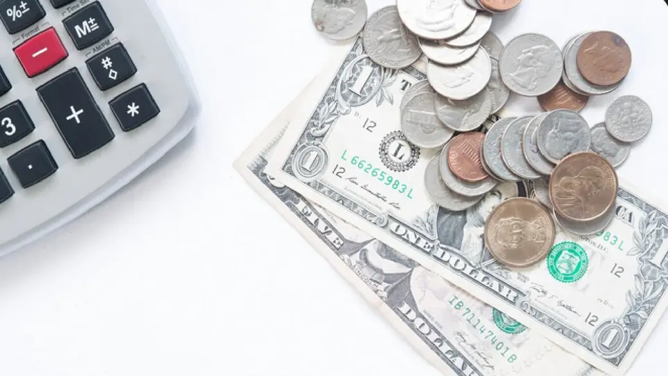 ¿Vas a cambiar dólares? El peso da buena cara este martes 16 de diciembre