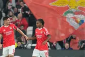 El Benfica revive en Champions de la mano de Mourinho con triunfo 2-0 ante el Napoli