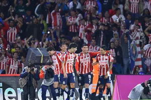 ¡Capital rojiblanca! Chivas será local en C.U. ante Cruz Azul, asegura La Volpe
