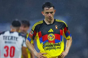 Álvaro Fidalgo busca volver a Europa y América cede