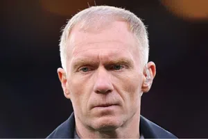 Paul Scholes deja su carrera como comentarista para dedicarse al cuidado de su hijo autista