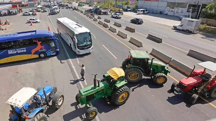 Campesinos y transportistas amenazan con bloqueos en Navidad y Año Nuevo: “Vamos con fuerza”