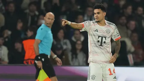 Bayern Munich vence a domicilio a PSG en noche protagónica de Luis Díaz