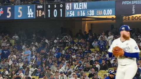 18 entradas de historia: Dodgers y Blue Jays igualan el récord del juego más largo en Serie Mundial