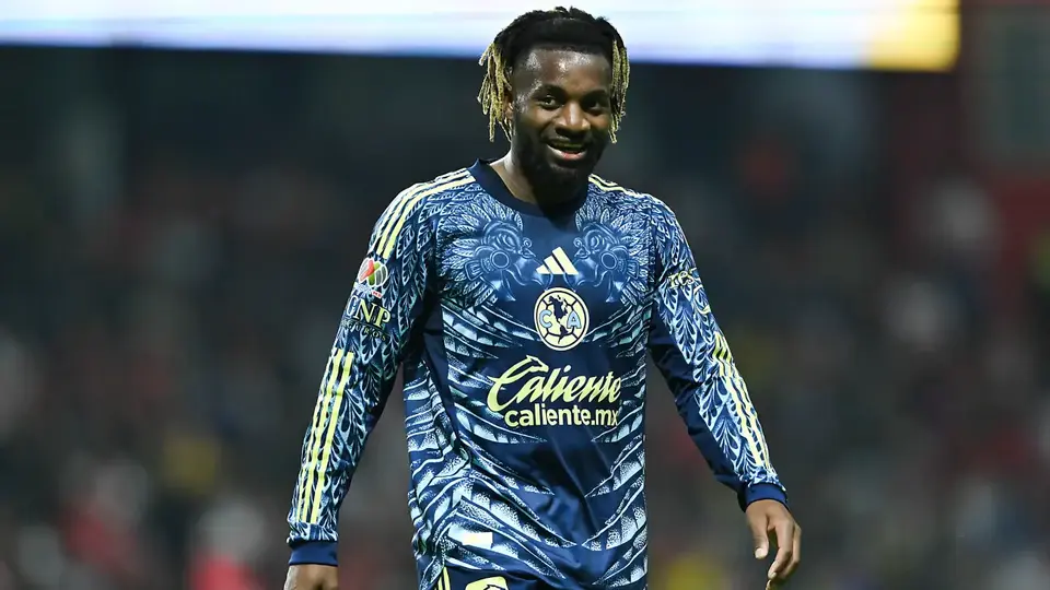 Fanáticos de Saint-Maximin se lanzan en contra del América: "Equipo de mier.."