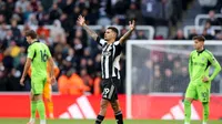 Fulham de Raúl Jiménez pierde ante Newcastle con gol de último minuto
