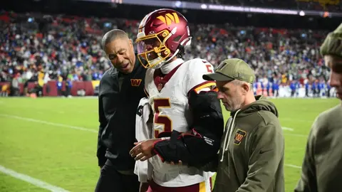 Jayden Daniels no necesitará cirugía después de dislocarse el codo ante Seahawks