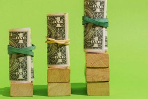 ¿Vas a cambiar dólares?: así está el cierre este viernes 14 de noviembre