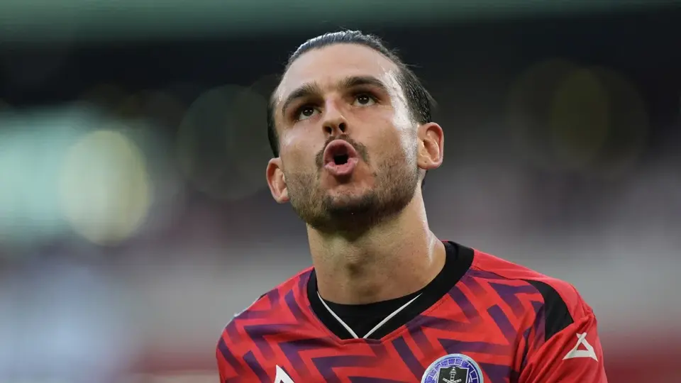 Nicolás Benedetti se va de México con rumbo al futbol español