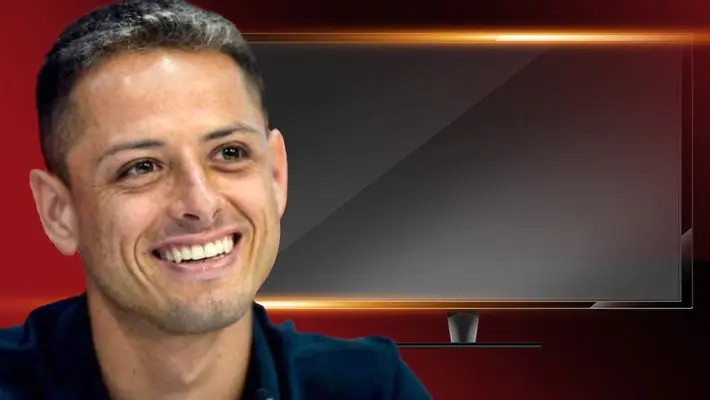 ¿Se retira del futbol? Chicharito cerca de fichar con cadena de televisión