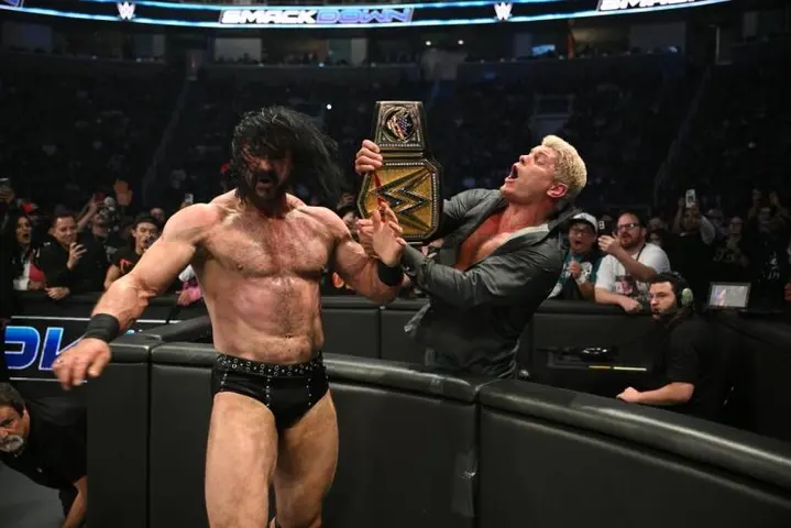 Cody Rhodes causó su propia descalificación | X: @DMcIntyreWWE