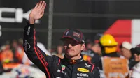 Verstappen se rinde ante Checo Pérez en el GP de México: "Estoy muy contento por su regreso a la F1"