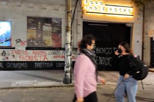 Foro Indie Rocks fue vandalizado por grupos pro Palestina; reclamaban por el show de Noga Erez