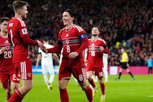 Gales golea a Macedonia del Norte y se mete al Repechaje