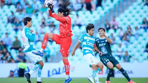 Acevedo y Santos encabezan el XI ideal de la Jornada 13 del Apertura 2025
