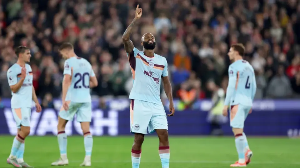 West Ham sufre otra derrota en casa ante un dominante Brentford en la Premier League