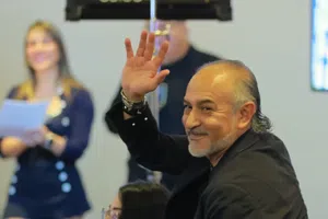 Raúl Gutiérrez se lanza sobre Lalo Trelles por ‘culpa’ de 'Generación Z'