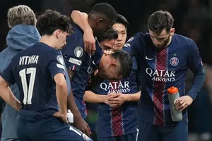 Achraf Hakimi estará de baja varias semanas tras la entrada de Luis Díaz en Champions League