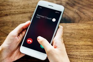 Así te protegerá Google de estafas por llamadas, SMS y hasta robos