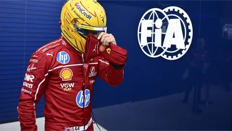 Lewis Hamilton molesto tras el doble abandono de Ferrari en Interlagos: "Es un desastre"