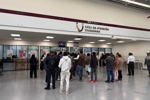 Licencia permanente en CDMX: Siguen las enormes filas pese a que el trámite se extendió a 2026