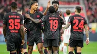 Leverkusen deja atrás humillante derrota ante el PSG y supera 2-0 al Freiburg en la Bundesliga