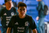 Gilberto Mora acapara reflectores en entrenamiento de la Selección Mexicana pese a lesión