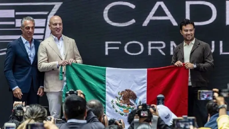 Checo Pérez con Cadillac | @SChecoPerez