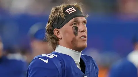 Jaxson Dart manda fuerte mensaje tras ser golpeado ante Patriots: "No estamos jugando Soccer"